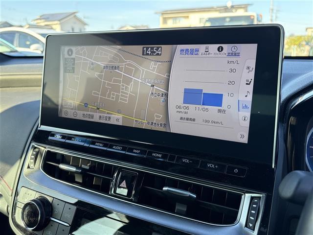 クラウンハイブリッド RS 純正ナビ(CD/DVD/BT/USB) バックカメラ フルセグテレビ プリクラッシュセーフティ ブラインドスポットモニター コーナーセンサー オートハイビーム MTモード付きAT ETC ドラレコ(13枚目)