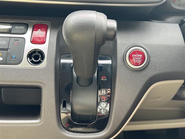 Ｎ－ＯＮＥ Ｇ　純正ナビ　ＦＭ／ＡＭ／ＢＴ／ＳＤ／ＵＳＢ／ＴＶ／ＤＶＤ／ＣＤ　Ｐスタート　ＴＲＣ　純正フロアマット　ＬＥＤヘッド　保証書　取扱説明書（7枚目）