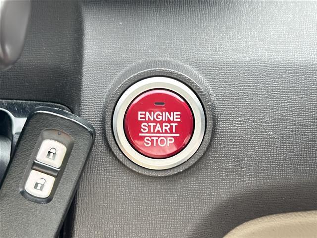 Ｎ－ＯＮＥ Ｇ　純正ナビ　ＦＭ／ＡＭ／ＢＴ／ＳＤ／ＵＳＢ／ＴＶ／ＤＶＤ／ＣＤ　Ｐスタート　ＴＲＣ　純正フロアマット　ＬＥＤヘッド　保証書　取扱説明書（13枚目）