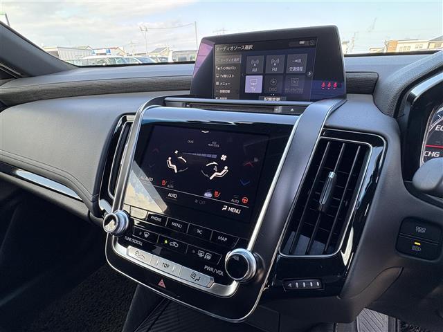 クラウンハイブリッド RS ナビ(Miracast/CD/DVD/SD/AUX/USB/BT) バックカメラ フルセグテレビ レーダークルーズコントロール ETC 2.0 ドライブレコーダー プリクラッシュセーフティ(11枚目)