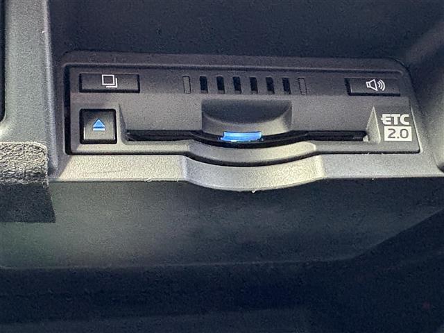 クラウンハイブリッド RS ナビ(Miracast/CD/DVD/SD/AUX/USB/BT) バックカメラ フルセグテレビ レーダークルーズコントロール ETC 2.0 ドライブレコーダー プリクラッシュセーフティ(22枚目)