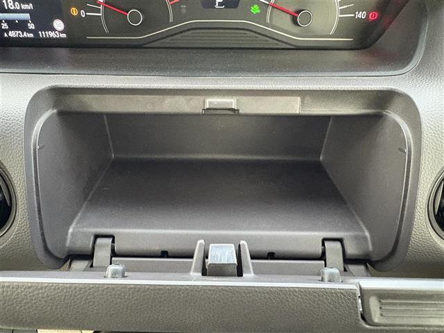 Ｎ－ＢＯＸ Ｇ・ＥＸターボホンダセンシング　ナビ（ＣＤ／ＤＶＤ／ＢＴ／ＳＤ）　バックカメラ　ホンダセンシング　レーダークルーズコントロール　両側パワースライドドア　衝突軽減ブレーキ　リアセンサー　ＥＴＣ　ドライブレコーダー　パドルシフト（4枚目）