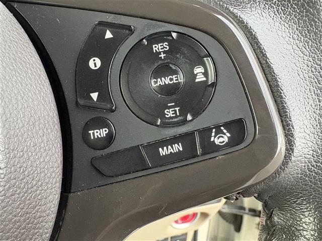 Ｎ－ＢＯＸ Ｇ・ＥＸターボホンダセンシング　ナビ（ＣＤ／ＤＶＤ／ＢＴ／ＳＤ）　バックカメラ　ホンダセンシング　レーダークルーズコントロール　両側パワースライドドア　衝突軽減ブレーキ　リアセンサー　ＥＴＣ　ドライブレコーダー　パドルシフト（6枚目）