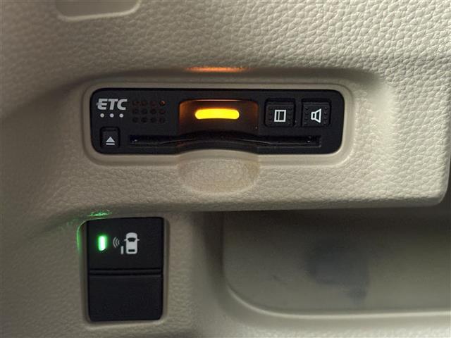 Ｎ－ＢＯＸ Ｇ・ＥＸターボホンダセンシング　ナビ（ＣＤ／ＤＶＤ／ＢＴ／ＳＤ）　バックカメラ　ホンダセンシング　レーダークルーズコントロール　両側パワースライドドア　衝突軽減ブレーキ　リアセンサー　ＥＴＣ　ドライブレコーダー　パドルシフト（10枚目）