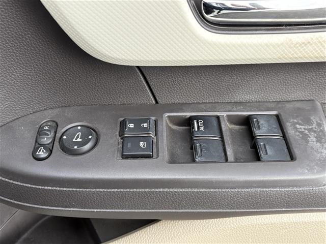 Ｎ－ＢＯＸ Ｇ・ＥＸターボホンダセンシング　ナビ（ＣＤ／ＤＶＤ／ＢＴ／ＳＤ）　バックカメラ　ホンダセンシング　レーダークルーズコントロール　両側パワースライドドア　衝突軽減ブレーキ　リアセンサー　ＥＴＣ　ドライブレコーダー　パドルシフト（11枚目）