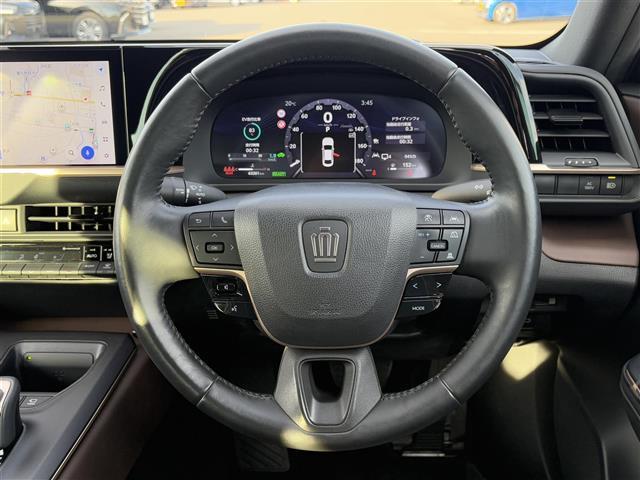 クラウンクロスオーバー Ｇアドバンスド・レザーパッケージ　ナビ　フルセグ　ステリモ　全方位カメラ　ＥＴＣ２．０　セーフティセンス　ＬＫＡ　ＡＣＣ　ＢＳＭ　ＡＢＨ　ＡＨＢ　デジタルミラー　パワーシート　シートヒーター＆クーラー　ＴＶキャンセラー　ＡＣ１００Ｖ（2枚目）