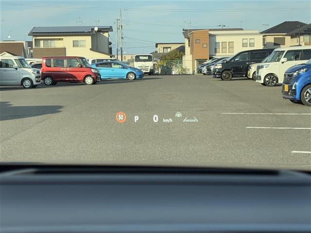 クラウンクロスオーバー Ｇアドバンスド・レザーパッケージ　ナビ　フルセグ　ステリモ　全方位カメラ　ＥＴＣ２．０　セーフティセンス　ＬＫＡ　ＡＣＣ　ＢＳＭ　ＡＢＨ　ＡＨＢ　デジタルミラー　パワーシート　シートヒーター＆クーラー　ＴＶキャンセラー　ＡＣ１００Ｖ（9枚目）