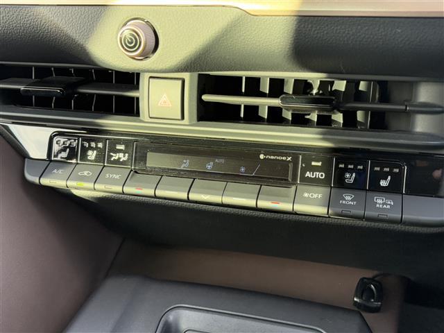 クラウンクロスオーバー Ｇアドバンスド・レザーパッケージ　ナビ　フルセグ　ステリモ　全方位カメラ　ＥＴＣ２．０　セーフティセンス　ＬＫＡ　ＡＣＣ　ＢＳＭ　ＡＢＨ　ＡＨＢ　デジタルミラー　パワーシート　シートヒーター＆クーラー　ＴＶキャンセラー　ＡＣ１００Ｖ（15枚目）