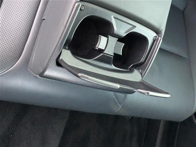 クラウンクロスオーバー Ｇアドバンスド・レザーパッケージ　ナビ　フルセグ　ステリモ　全方位カメラ　ＥＴＣ２．０　セーフティセンス　ＬＫＡ　ＡＣＣ　ＢＳＭ　ＡＢＨ　ＡＨＢ　デジタルミラー　パワーシート　シートヒーター＆クーラー　ＴＶキャンセラー　ＡＣ１００Ｖ（20枚目）