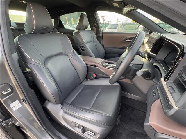 クラウンクロスオーバー Ｇアドバンスド・レザーパッケージ　ナビ　フルセグ　ステリモ　全方位カメラ　ＥＴＣ２．０　セーフティセンス　ＬＫＡ　ＡＣＣ　ＢＳＭ　ＡＢＨ　ＡＨＢ　デジタルミラー　パワーシート　シートヒーター＆クーラー　ＴＶキャンセラー　ＡＣ１００Ｖ（25枚目）