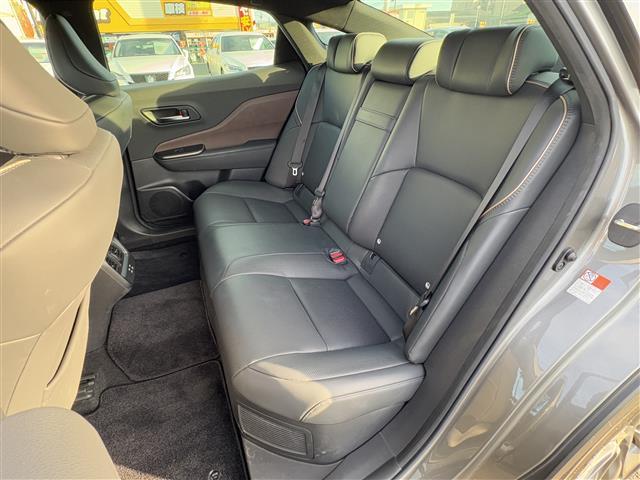 クラウンクロスオーバー Ｇアドバンスド・レザーパッケージ　ナビ　フルセグ　ステリモ　全方位カメラ　ＥＴＣ２．０　セーフティセンス　ＬＫＡ　ＡＣＣ　ＢＳＭ　ＡＢＨ　ＡＨＢ　デジタルミラー　パワーシート　シートヒーター＆クーラー　ＴＶキャンセラー　ＡＣ１００Ｖ（31枚目）