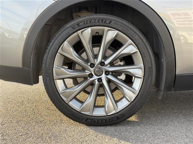 クラウンクロスオーバー Ｇアドバンスド・レザーパッケージ　ナビ　フルセグ　ステリモ　全方位カメラ　ＥＴＣ２．０　セーフティセンス　ＬＫＡ　ＡＣＣ　ＢＳＭ　ＡＢＨ　ＡＨＢ　デジタルミラー　パワーシート　シートヒーター＆クーラー　ＴＶキャンセラー　ＡＣ１００Ｖ（40枚目）