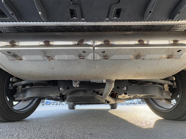 クラウンクロスオーバー Ｇアドバンスド・レザーパッケージ　ナビ　フルセグ　ステリモ　全方位カメラ　ＥＴＣ２．０　セーフティセンス　ＬＫＡ　ＡＣＣ　ＢＳＭ　ＡＢＨ　ＡＨＢ　デジタルミラー　パワーシート　シートヒーター＆クーラー　ＴＶキャンセラー　ＡＣ１００Ｖ（41枚目）