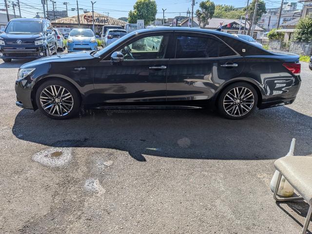 クラウンハイブリッド アスリートＳ　純正ナビ　ＥＴＣ　フルセグＴＶ　サンルーフ付き（12枚目）