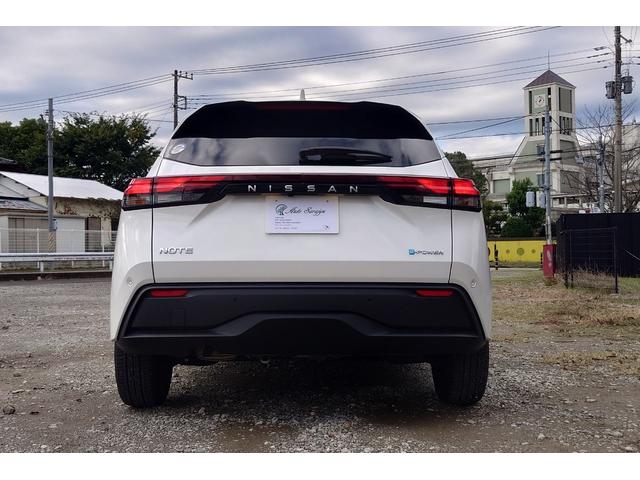 ノート X レンタアップ コーナーセンサー インテリキー アイドリングストップ オートマチックハイビーム オートエアコン スマートミラー アラウンドビュー(3枚目)