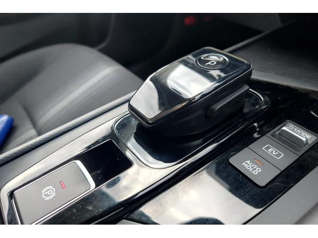 ノート X レンタアップ コーナーセンサー インテリキー アイドリングストップ オートマチックハイビーム オートエアコン スマートミラー アラウンドビュー(11枚目)