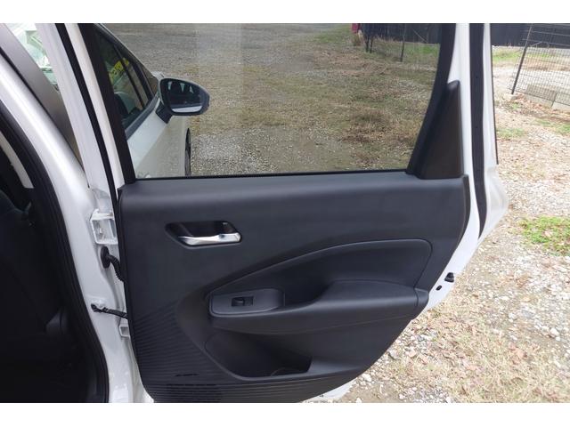 ノート X レンタアップ コーナーセンサー インテリキー アイドリングストップ オートマチックハイビーム オートエアコン スマートミラー アラウンドビュー(31枚目)