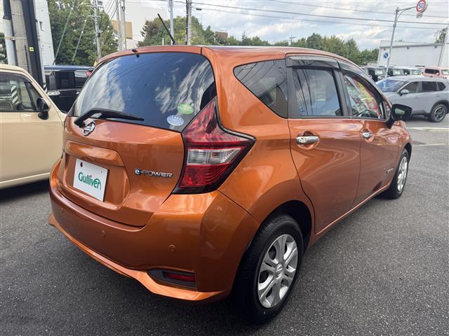 ノート e-パワー X 当店買取車/禁煙車/純正ナビ/フルセグTV/ドアミラーウインカー/スマートキー/プッシュスタート/ドラレコ/コナーセンサー/オートライト/メッキドアノブ/ETC/ステアリングスイッチ/eパワー/(10枚目)