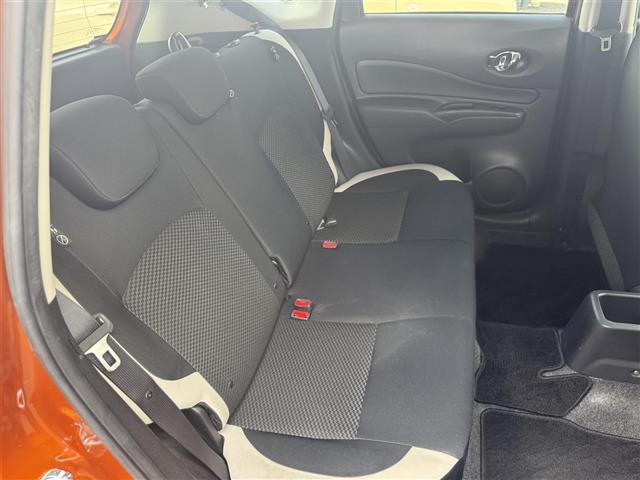 ノート e-パワー X 当店買取車/禁煙車/純正ナビ/フルセグTV/ドアミラーウインカー/スマートキー/プッシュスタート/ドラレコ/コナーセンサー/オートライト/メッキドアノブ/ETC/ステアリングスイッチ/eパワー/(23枚目)