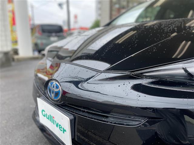 プリウス S 当店買取/社外8インチナビ/バックカメラ/PCS/LDA/クルーズコントロール/Bluetooth/LEDヘッド/AHB/Aライト/CD/DVD/USB/ISOFIX/純正アルミ/ETC(3枚目)