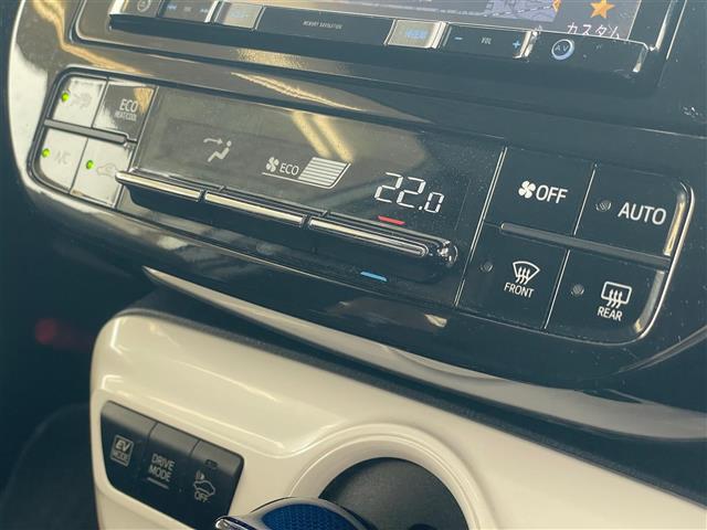 プリウス S 当店買取/社外8インチナビ/バックカメラ/PCS/LDA/クルーズコントロール/Bluetooth/LEDヘッド/AHB/Aライト/CD/DVD/USB/ISOFIX/純正アルミ/ETC(19枚目)