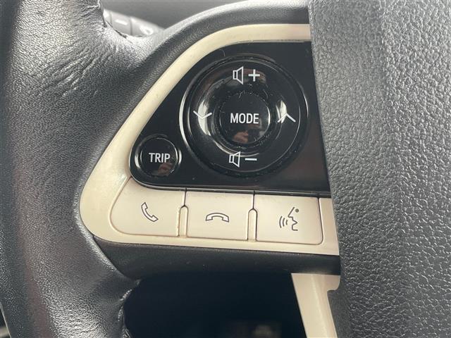 プリウス S 当店買取/社外8インチナビ/バックカメラ/PCS/LDA/クルーズコントロール/Bluetooth/LEDヘッド/AHB/Aライト/CD/DVD/USB/ISOFIX/純正アルミ/ETC(20枚目)