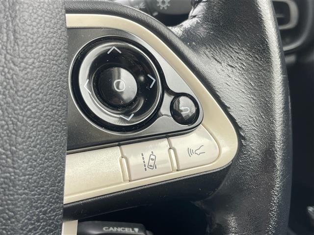 プリウス S 当店買取/社外8インチナビ/バックカメラ/PCS/LDA/クルーズコントロール/Bluetooth/LEDヘッド/AHB/Aライト/CD/DVD/USB/ISOFIX/純正アルミ/ETC(21枚目)