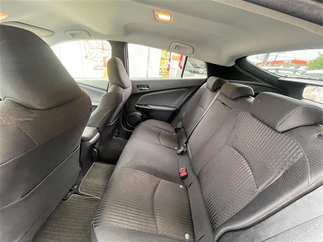 プリウス S 当店買取/社外8インチナビ/バックカメラ/PCS/LDA/クルーズコントロール/Bluetooth/LEDヘッド/AHB/Aライト/CD/DVD/USB/ISOFIX/純正アルミ/ETC(39枚目)