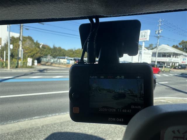 エブリイワゴン ＰＺターボスペシャル　当店買取車／禁煙車／左右電動スライドドア／茶革調シートカバー／タ－ボ／オートステップ／ＥＴＣ／ＨＩＤヘッド／前後ドラレコ／レーダー／リモコンキー／純正セキュリティ／純正アルミホイール／（28枚目）