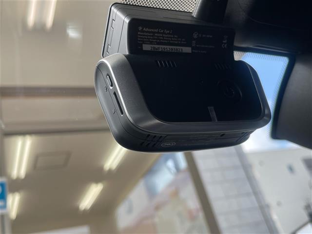 ３シリーズ ３２０ｉツーリング　Ｍスポーツ　当店買取／禁煙／３６０度カメラ／純正Ｍナビ／インテリセーフティ／ＡＣＣ／ＢＳＭ／アルカンターラコンビハーフレザー／置くだけ充電／ハンズフリーＰゲート／ＬＥＤヘッド／Ａライト／ＡＨＢ／Ｐアシストプラス（13枚目）