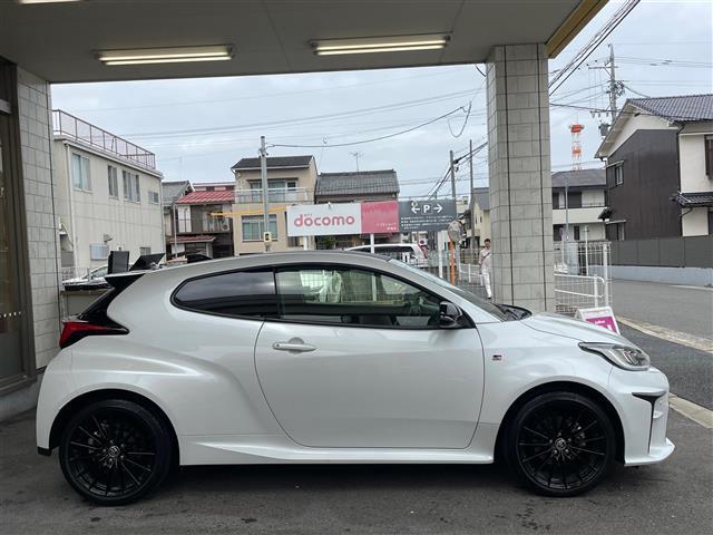 ＧＲヤリス ＲＳ　当店買取／禁煙／１オーナー／純正ディスプレイオーディオナビ機能付／バックカメラ／ＲＣＴＡ／ＬＴＡ／ＢＳＭ／ＰＣＳ／ＲＳＡ／レーダークルーズコントロール／ＬＥＤヘッド／ＡＨＢ／Ａライト／Ｐソナー（30枚目）