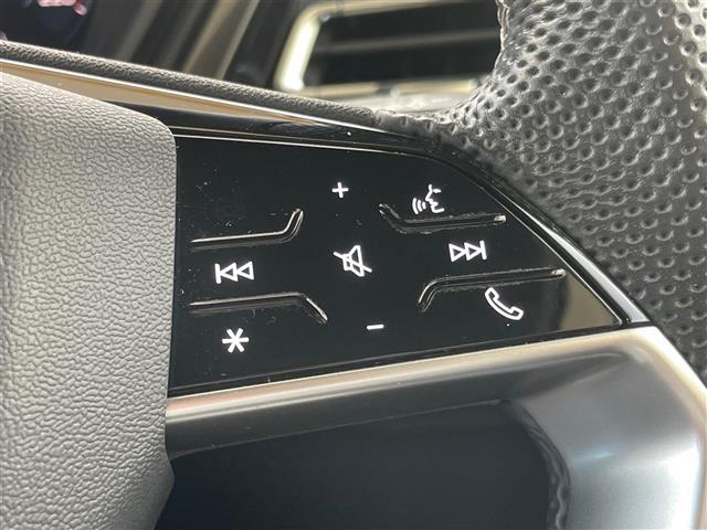 Ｑ４ ｅ－トロン ４０ｅ－トロン　Ｓライン　当店買取／禁煙／１オーナー／Ｓｌｉｎｅ黒革／Ｓｌｉｎｅステア／純正ＭＭＩナビ／バーチャルコックピット／マトリックスＬＥＤ／アダプティブクールーズアシスト／ＢＳＭ／シートヒーター／純正２０ＡＷ／ＥＴＣ（26枚目）