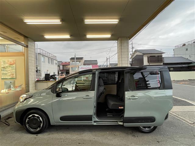 シエンタ ハイブリッドＺ　１オーナー／当店買取／禁煙／アーバンカーキ２トン／全方位カメラ／純正Ｄオーディオナビ／フルセグＴＶ／ＴＶキャン／　Ｂｌｕｅｔｏｏｔｈ／Ｃａｒｐｌａｙ／ＰＣＳ／ＬＫＡ／ＰＤＡ／ＰＫＳＢ／ＲＣＴＡ／ＡＨＢ（22枚目）