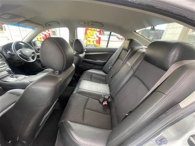 スカイライン 250GT 当店買取/禁煙/純正Mナビ/HDD/CD/DVD/AUX/ Bluetooth/バックカメラ/サイドカメラ/ハーフレザー/パワーシート/純正17AW/HID/Aライト/ETC/ドラレコ/保証書/V6(27枚目)