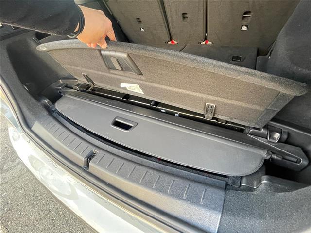 2シリーズ 218dグランツアラー ラグジュアリー 当店買取/禁煙/7人乗/黒革/アドバンスドアクティブセーフティ/ACC/ハンズフリーPゲート/シートヒーター/LEDヘッド/Aライト/ミラー一体型ETC/TRC/バックカメラ/純正17AW(17枚目)