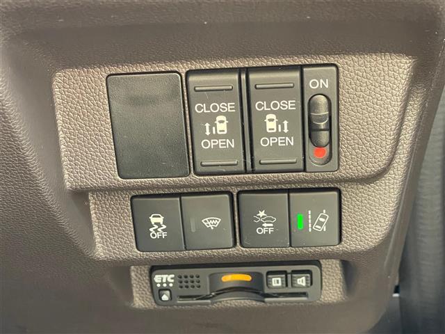 フリードハイブリッド ハイブリッド・Ｇホンダセンシング　当店買取／１オナ／禁煙／６人乗／純正９インチプレミアムインタナビ／純正リヤモニター／ホンダセンシング／シートヒーター／ビルトインＥＴＣ／ＬＥＤヘッド／ＩＳＯＦＩＸ／両側Ｐスライドドア／スペアキー（25枚目）