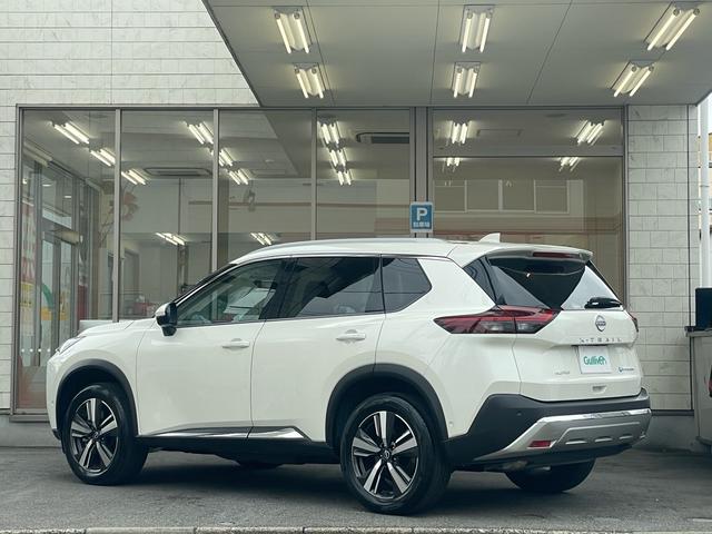 エクストレイル G e-4ORCE 当店買取/1オーナー/後期/禁煙/純正Mナビ/インテリS/プロパイロット/Pアシスト/BSM/ACC/Dインナミラー/LEDヘッド/AHB/革シート/全シートヒーター/純正19AW/ETC2.0(3枚目)