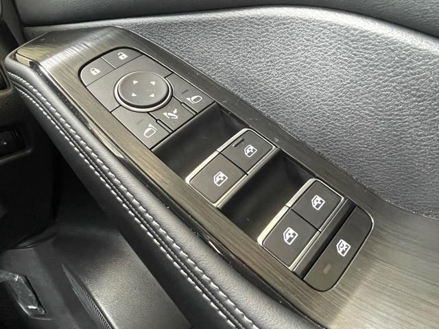 エクストレイル G e-4ORCE 当店買取/1オーナー/後期/禁煙/純正Mナビ/インテリS/プロパイロット/Pアシスト/BSM/ACC/Dインナミラー/LEDヘッド/AHB/革シート/全シートヒーター/純正19AW/ETC2.0(29枚目)