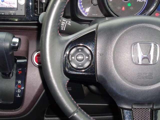 プレミアム・Lパッケージ ホンダ純正メモリーインターナビ VXM-145VSi リアカメラ HID イモビライザー カーテンエアバッグ アルミホイール フルオートエアコン スマートキー(7枚目)