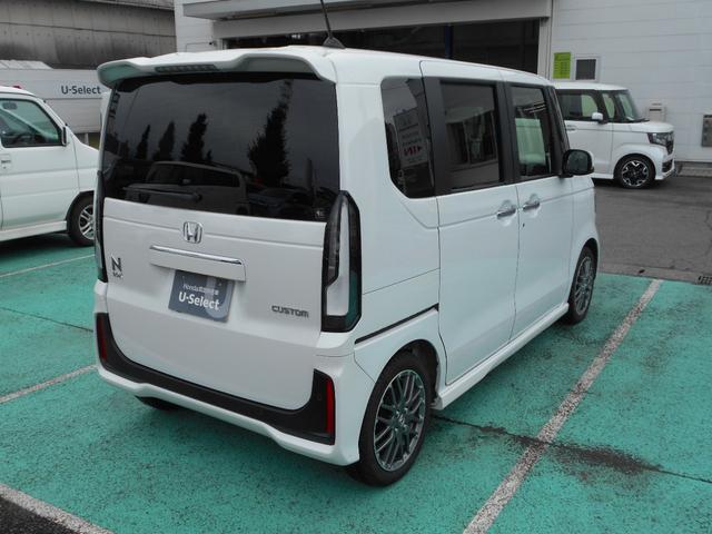 Ｎ－ＢＯＸカスタム ターボ　当社社用車　ナビ　フルセグ　Ｂｌｕｅｔｏｏｔｈオーディオ　リアカメラ　両側パワースライドドア　ＬＥＤライト　ＥＴＣ２．０　前後ドライブレコーダー　シートヒーター　アルミホイール　衝突被害軽減ブレーキ（8枚目）