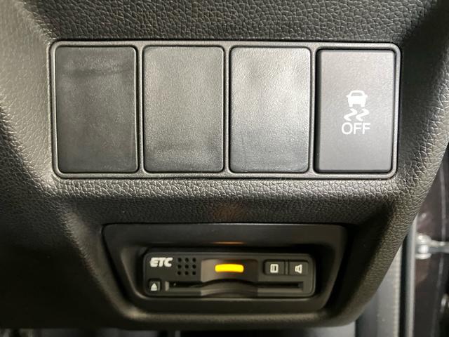 ステップワゴンスパーダ スパーダ　ワンオーナー　ホンダメモリーナビ　ＶＸＭ１７４ＶＦＩ　フルセグＴＶＢｌｕｅｔｏｏｔｈ　ＣＤ／ＤＶＤ　リアカメラ　ＥＴＣ　アルミホイール　スマートキー　横滑り防止　１オーナ　スマキー　ナビ＆ＴＶ　ＰＳ（4枚目）