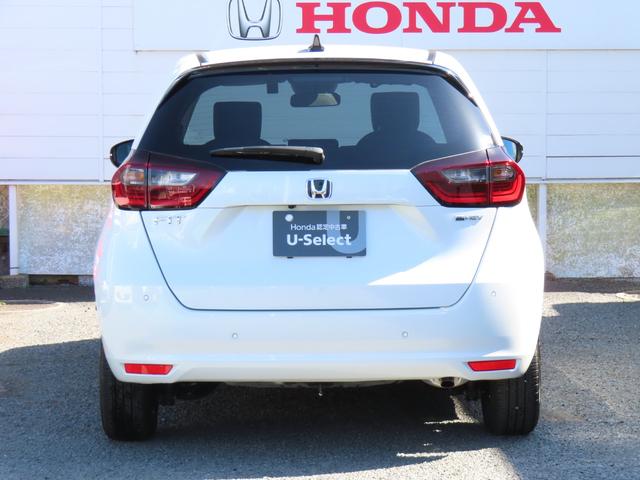 フィット e:HEVホーム レンタアップカー 9インチプレミアムインターナビ リアカメラ ETC2.0 HondaCONNNECT フロントドライブレコーダー パーキングセンサー HondaSENSING 禁煙車 スマートキー(11枚目)
