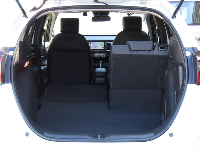 フィット e:HEVホーム レンタアップカー 9インチプレミアムインターナビ リアカメラ ETC2.0 HondaCONNNECT フロントドライブレコーダー パーキングセンサー HondaSENSING 禁煙車 スマートキー(13枚目)