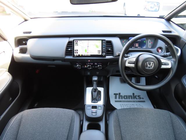 フィット e:HEVホーム レンタアップカー 9インチプレミアムインターナビ リアカメラ ETC2.0 HondaCONNNECT フロントドライブレコーダー パーキングセンサー HondaSENSING 禁煙車 スマートキー(18枚目)