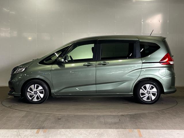 フリード+ハイブリッド ハイブリッドG・ホンダセンシング ナビ フルセグ Bluetoothオーディオ リアカメラ 両側パワースライドドア ETC LEDヘッドライト シートヒーター 前後ドライブレコーダー 衝突被害軽減ブレーキ スマートキー 衝突軽減 AC(11枚目)