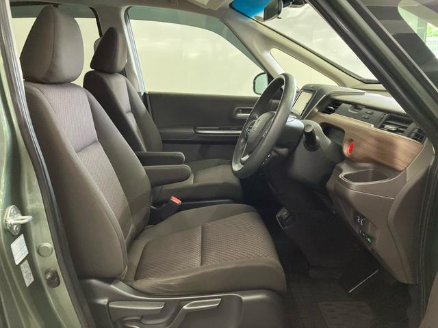 フリード+ハイブリッド ハイブリッドG・ホンダセンシング ナビ フルセグ Bluetoothオーディオ リアカメラ 両側パワースライドドア ETC LEDヘッドライト シートヒーター 前後ドライブレコーダー 衝突被害軽減ブレーキ スマートキー 衝突軽減 AC(12枚目)