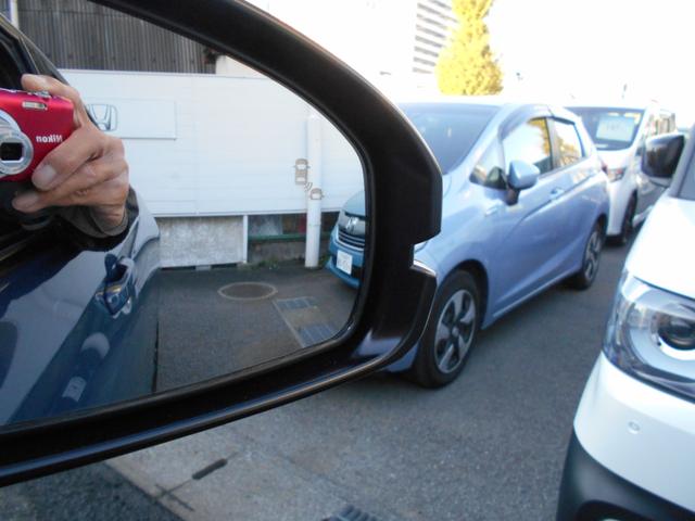 ヴェゼル e:HEVZ・PLaYパッケージ 当社デモカー 純正ナビ フルセグ対応 BTオーディオ リアカメラ パワーテールゲート ブラインドスポットインフォーメーション LEDヘッドライト ETC2.0 シートヒーター ホンダセンシング 禁煙(18枚目)