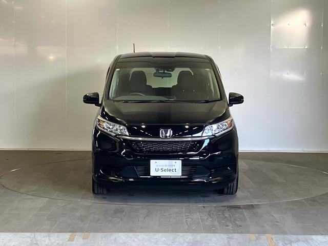 フリード Ｇ・ホンダセンシング　純正ナビ　ホンダセンシング　フルセグ対応　ＢＴオーディオ　リアカメラ　両側電動スライドドア　ＥＴＣ車載器　前後ドライブレコーダー　Ｆシートヒーター　スマートキー　ワンオーナー　ＣＤ録音機能　Ｆセグ（5枚目）