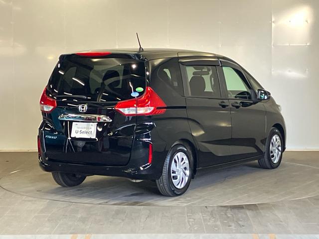 フリード Ｇ・ホンダセンシング　純正ナビ　ホンダセンシング　フルセグ対応　ＢＴオーディオ　リアカメラ　両側電動スライドドア　ＥＴＣ車載器　前後ドライブレコーダー　Ｆシートヒーター　スマートキー　ワンオーナー　ＣＤ録音機能　Ｆセグ（8枚目）