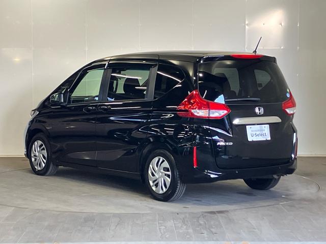 フリード Ｇ・ホンダセンシング　純正ナビ　ホンダセンシング　フルセグ対応　ＢＴオーディオ　リアカメラ　両側電動スライドドア　ＥＴＣ車載器　前後ドライブレコーダー　Ｆシートヒーター　スマートキー　ワンオーナー　ＣＤ録音機能　Ｆセグ（10枚目）